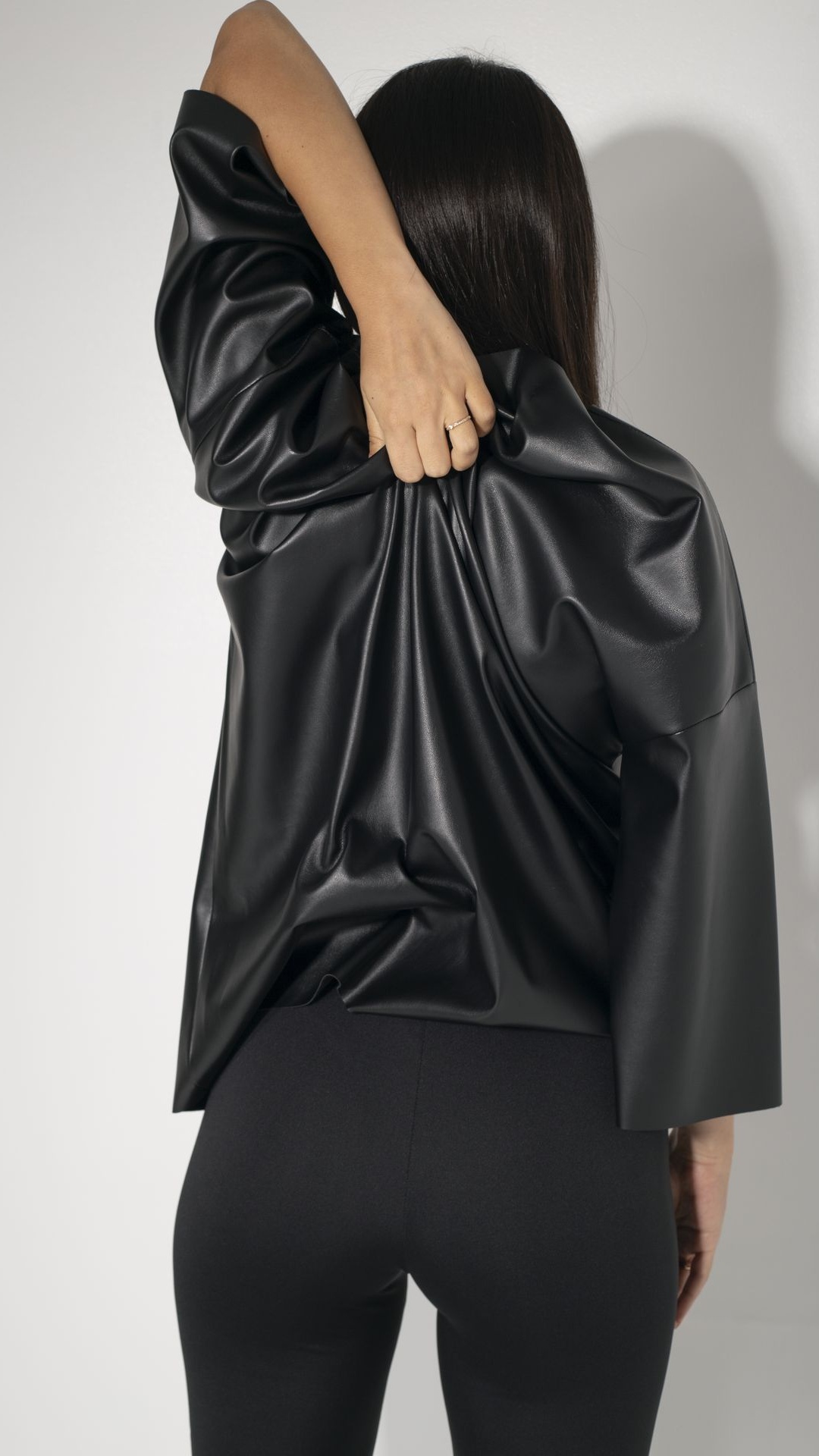 Футболка LEATHER ( р.44, р.46)